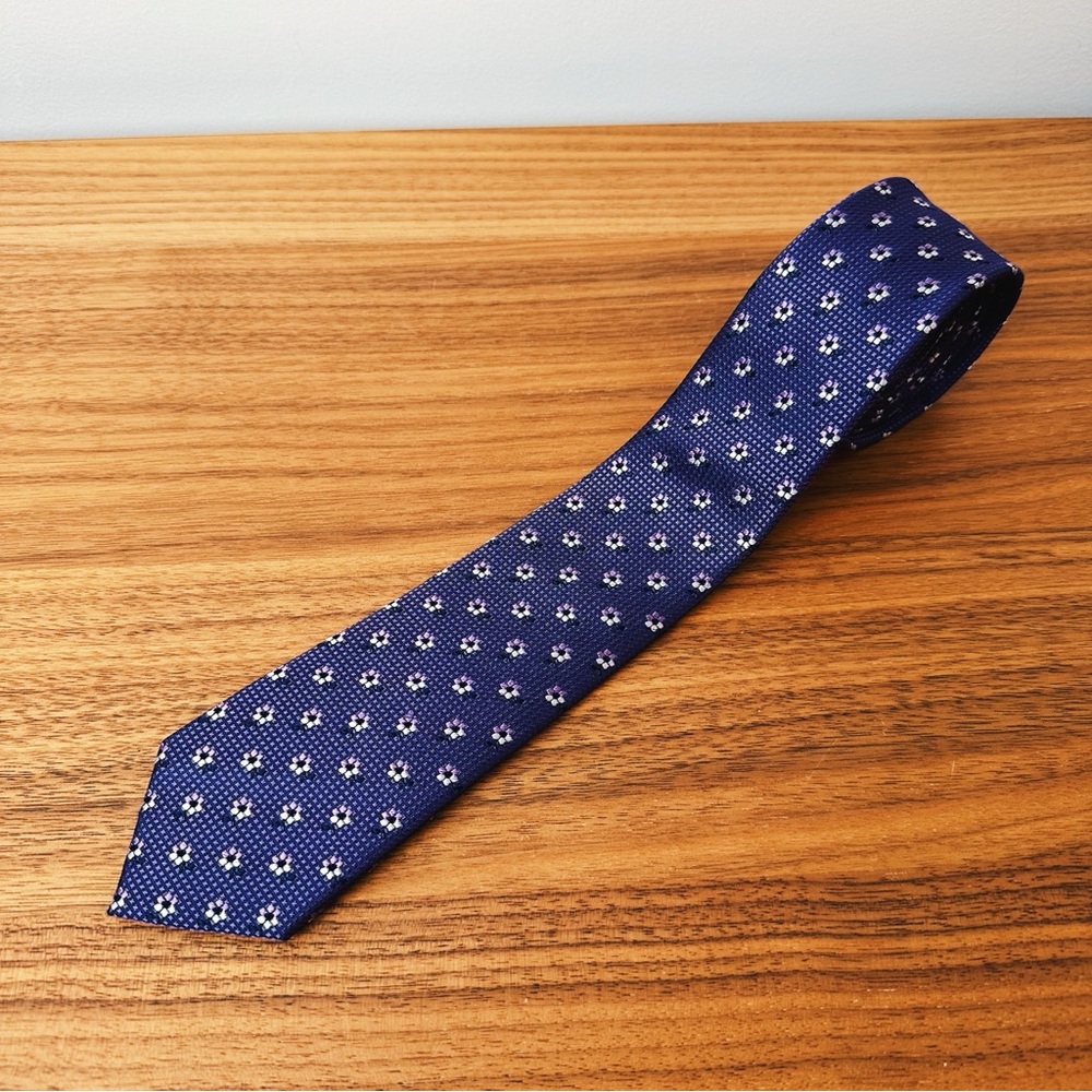RW&CO. Elegant Blue Floral Men's Tie